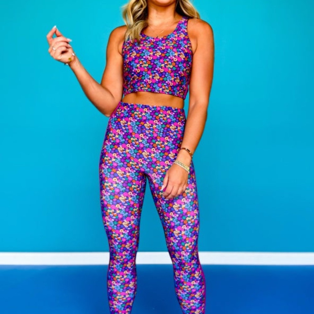 Shop Style You Senses SSYS Fall Floral Leggings